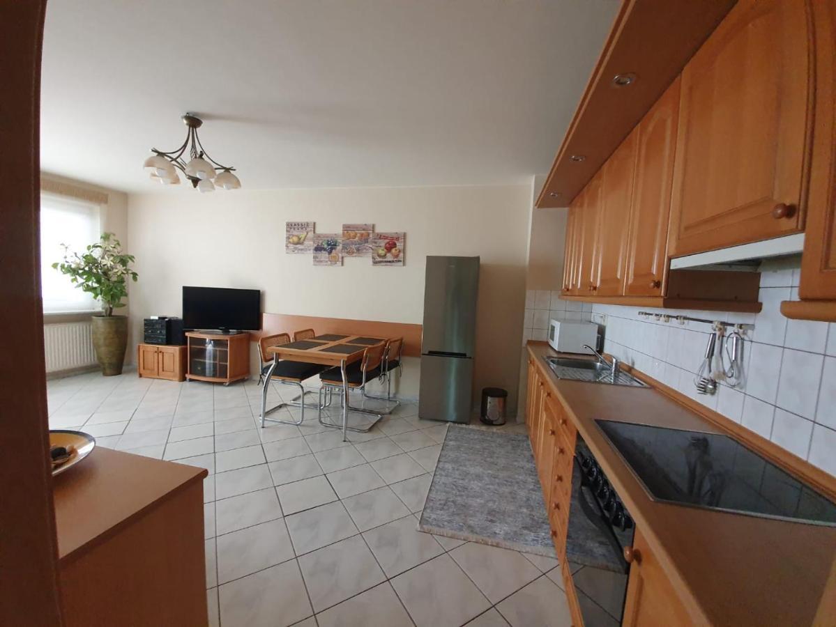 Apartament Koala Kolobrzeg, 50 M Do Plazy, Garaz-Po Wczesniejszej Rezerwacji U Wlascicieli, Wifi, Mile Widziane Czworonogi Екстериор снимка