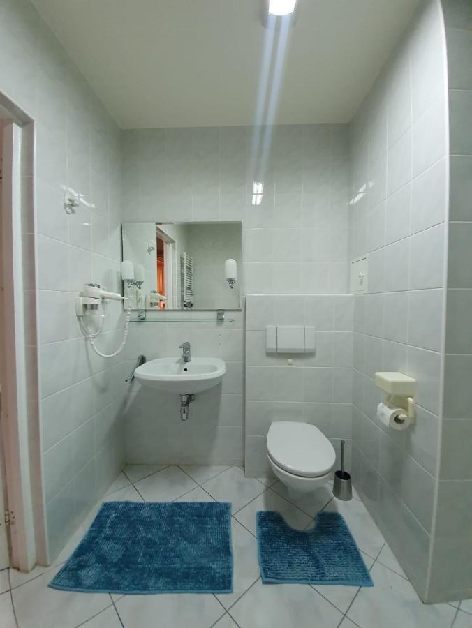 Apartament Koala Kolobrzeg, 50 M Do Plazy, Garaz-Po Wczesniejszej Rezerwacji U Wlascicieli, Wifi, Mile Widziane Czworonogi Екстериор снимка