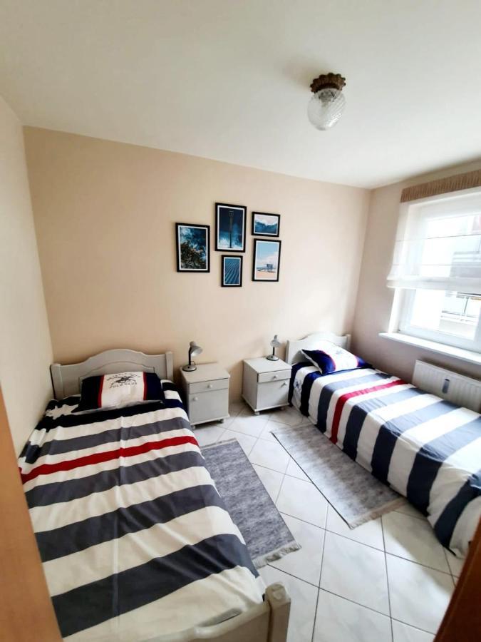 Apartament Koala Kolobrzeg, 50 M Do Plazy, Garaz-Po Wczesniejszej Rezerwacji U Wlascicieli, Wifi, Mile Widziane Czworonogi Екстериор снимка