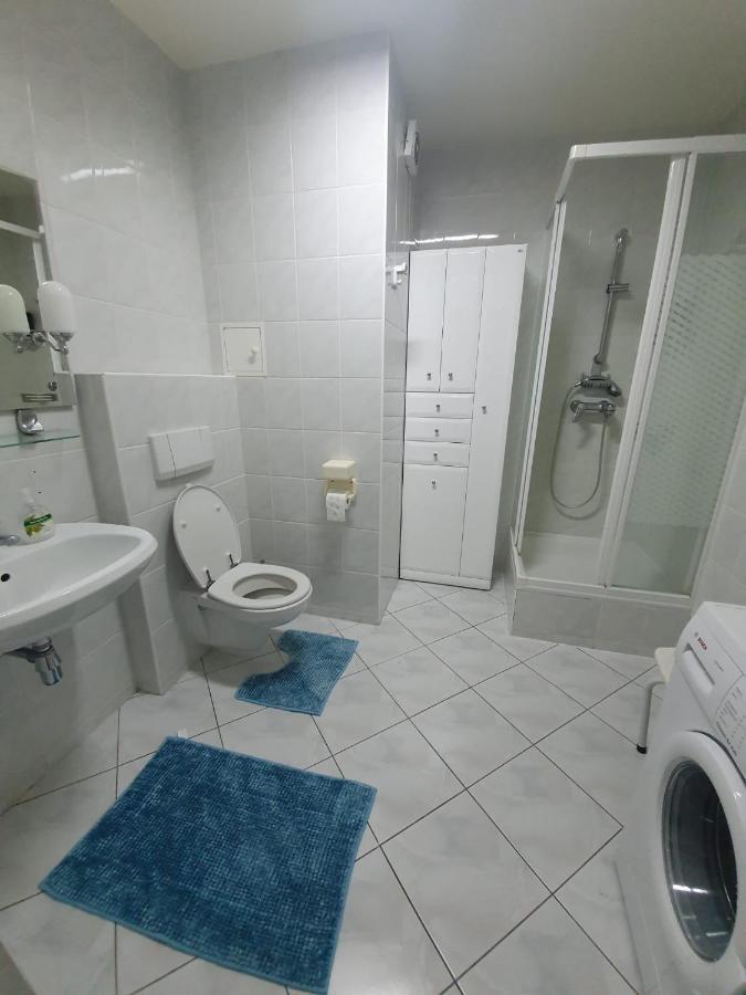 Apartament Koala Kolobrzeg, 50 M Do Plazy, Garaz-Po Wczesniejszej Rezerwacji U Wlascicieli, Wifi, Mile Widziane Czworonogi Екстериор снимка